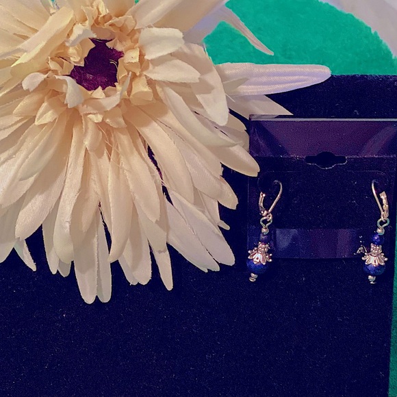 Beautiful earrings made w/'blue lapis beads!! - Picture 2 of 6